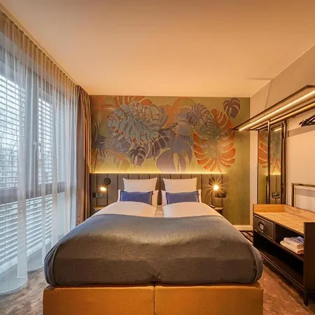 Sunday Hotel Bonn
